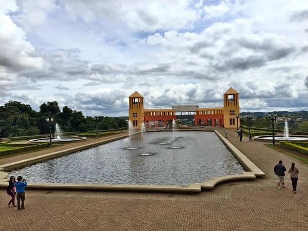 Parque Tanguá em Curitiba: um refúgio de beleza e tranquilidade no coração da cidade